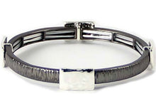 Load image into Gallery viewer, Bracelet Designer in Black and Silver
